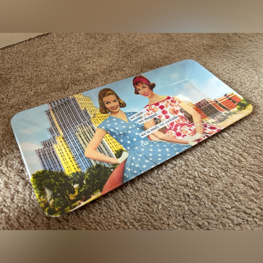 ANNE TAINTOR  Hostess TRAY